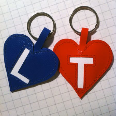 Herzerl-Schlüsselanhänger mit Buchstabe