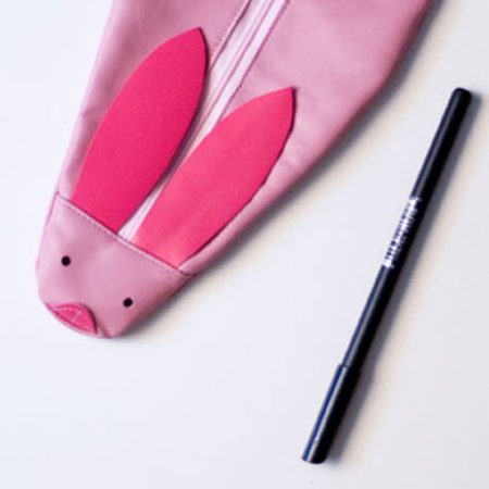 Hasenmäppchen aus rosarotem Leder, mit pinken Ohren, handgemacht von krambeutel Deine Wunschtasche in München Stefanie Ramb www.krambeutel.de