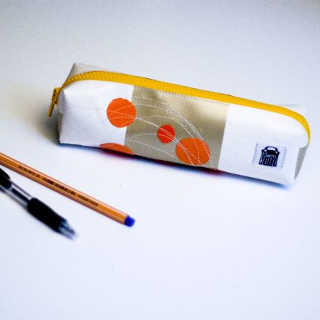 Federmäppchen Schlampermäppchen von krambeutel Deine Wunschtasche genäht von Stefanie Ramb München www.krambeutel.de Beutel aus recycelten Planen, Leder und Materialresten