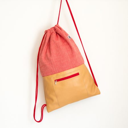 krambeutel-Turnbeutel mit Leder und Zickzack-Stoff, genäht von Stefanie Ramb in München krambeutel Deine Wunschtasche www.krambeutel.de