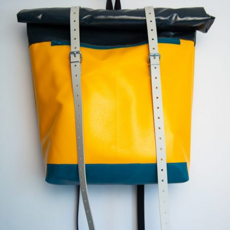 rucksack-plane-leder-krambeutel