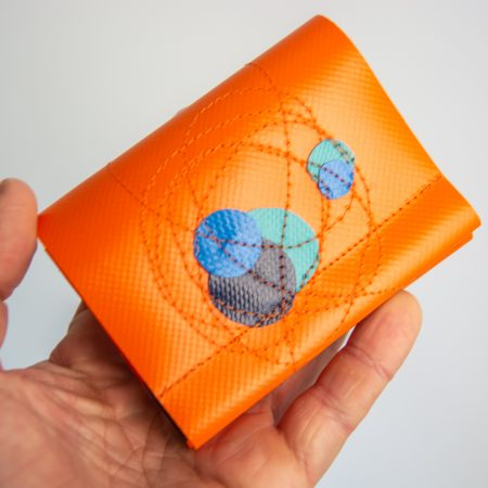 Planengeldbeutel mit Kreisen