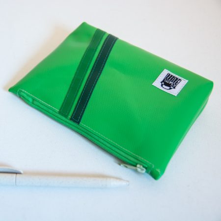 Reissverschluss-Etui aus LKW-Plane