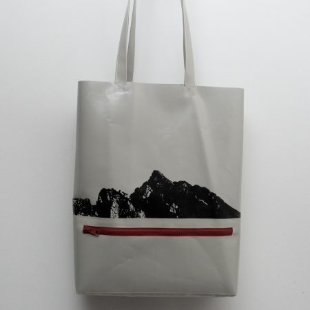 hellgraue Planentasche mit Siebdruck "Ebnerjoch"