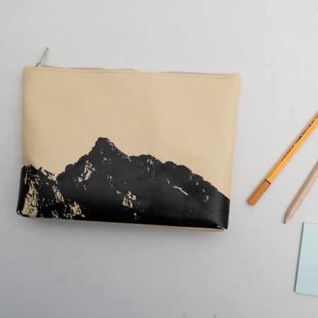 hellgelbes Reissverschlusstäschchen "Ebnerjoch"