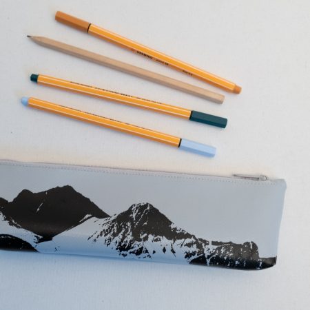 hellgrauer Reissverschluss Beutel "Vestrahorn"